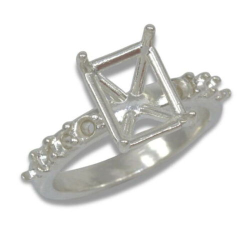 Emerald Basket Head Accented Pre-notched Ring Mounting