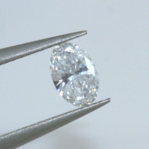 Lab Created Diamond Oval Cut 6x4mm DEF VS
